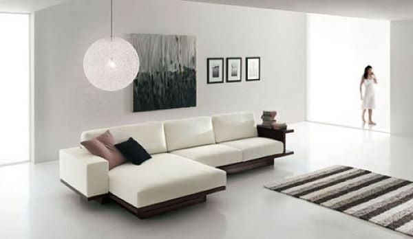 Cảm giác bất an với người ngồi trên sofa khi phía sau có khoảng trống