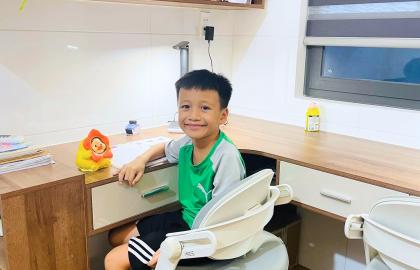 KH: Nguyễn Vân Anh ( Sơn La)- Ghế ngồi học chống gù Hanover C21