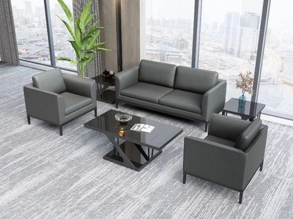 Thiết kế hiện đại của ghế sofa làm tăng tính thẩm mỹ cho phòng làm việc