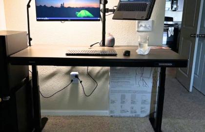 KH: Đức Mạnh (Quảng Ninh)- Bàn nâng hạ FlexiSpot Q8