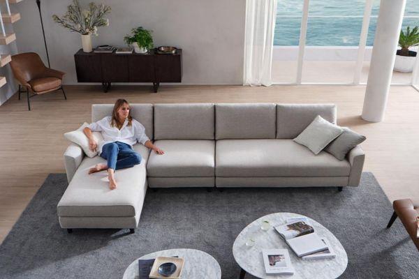 Mẫu sofa băng 3-4 chỗ xám