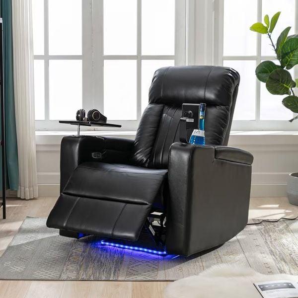 Sofa được tích hợp nhiều tính năng thư giãn cho người dùng