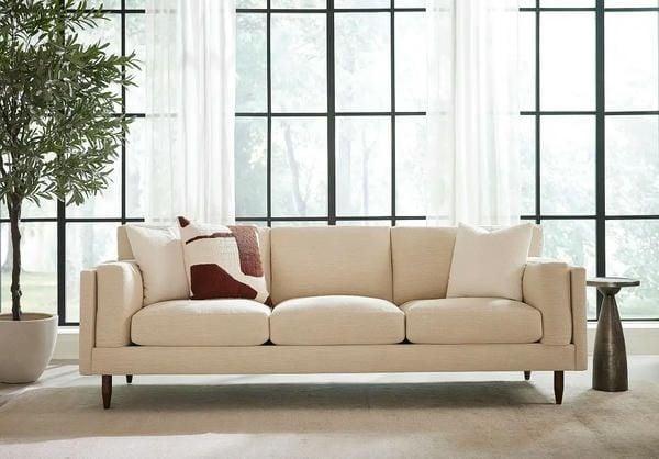 Sofa đọc sách dài thoáng mát phù hợp với mọi mùa trong năm