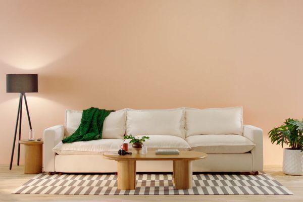 Sofa cao cấp sẽ được trang bị đệm mút ngồi êm ái