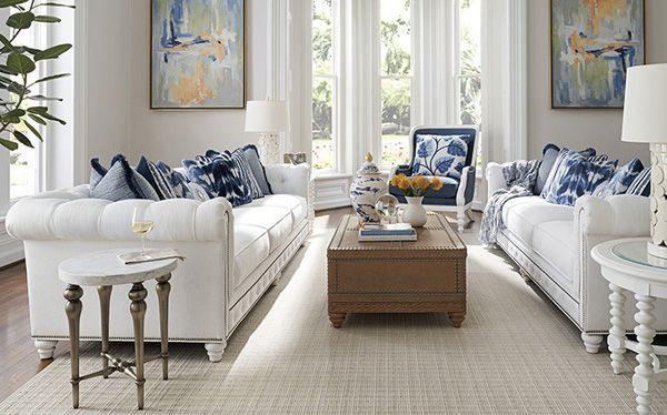 Sofa trắng tinh tế cho phong cách biệt thự châu Âu hiện đại