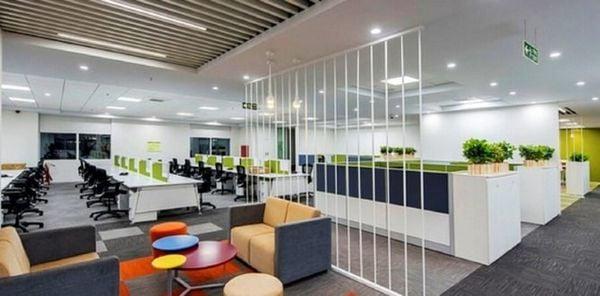 Sắp xếp nội thất văn phòng với không gian đa chức năng