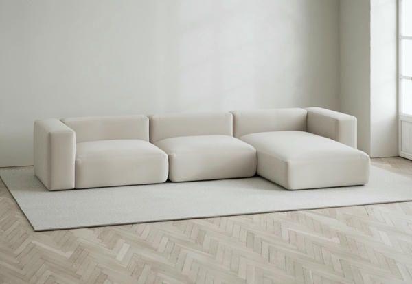 Sofa chữ L thiết kế tối giản, tinh tế, gọn gàng