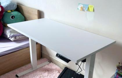 KH: Đặng Trung Hiếu (Lào Cai)- Bàn nâng hạ FlexiSpot ER1