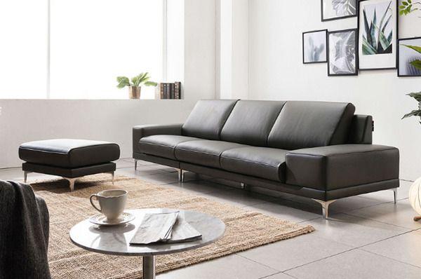 Sofa da được thiết kế đơn giản phù hợp với các không gian hạn chế