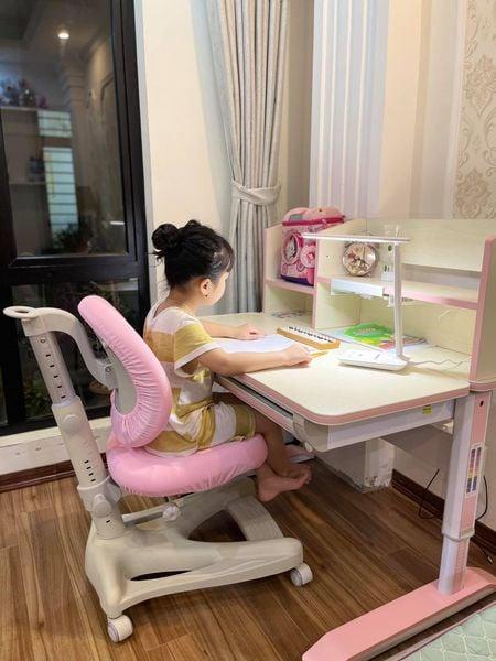 Bàn học chống gù chống cận tại Tuyên Quang