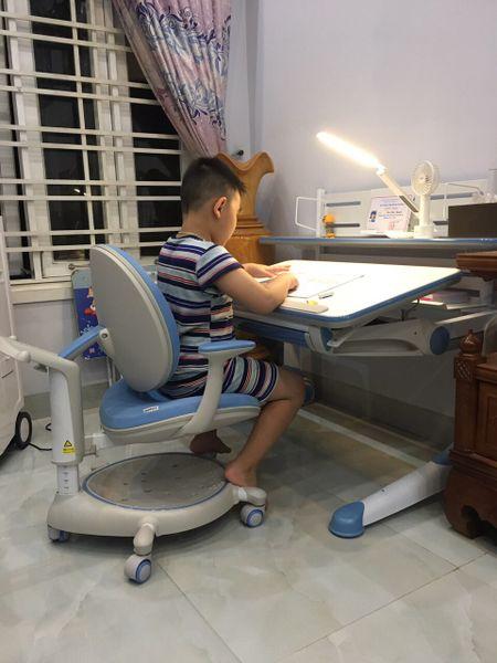 mua bàn học chống gù chống cận tại Trà Vinh