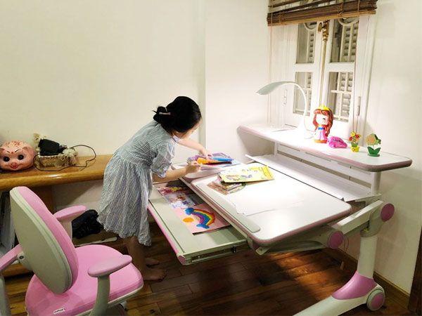 bàn học đẹp cho bé gái chính hãng