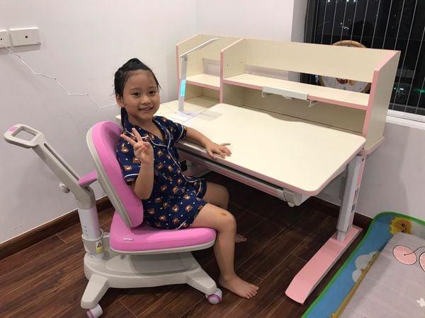 Bàn học đôi cho bé gái