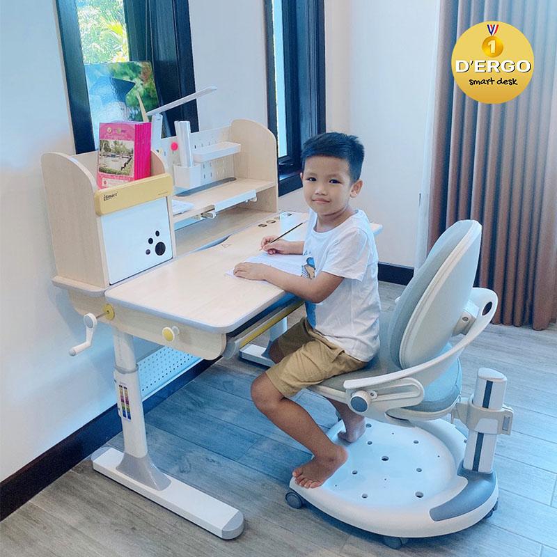 Bàn ghế học sinh gỗ tự nhiên