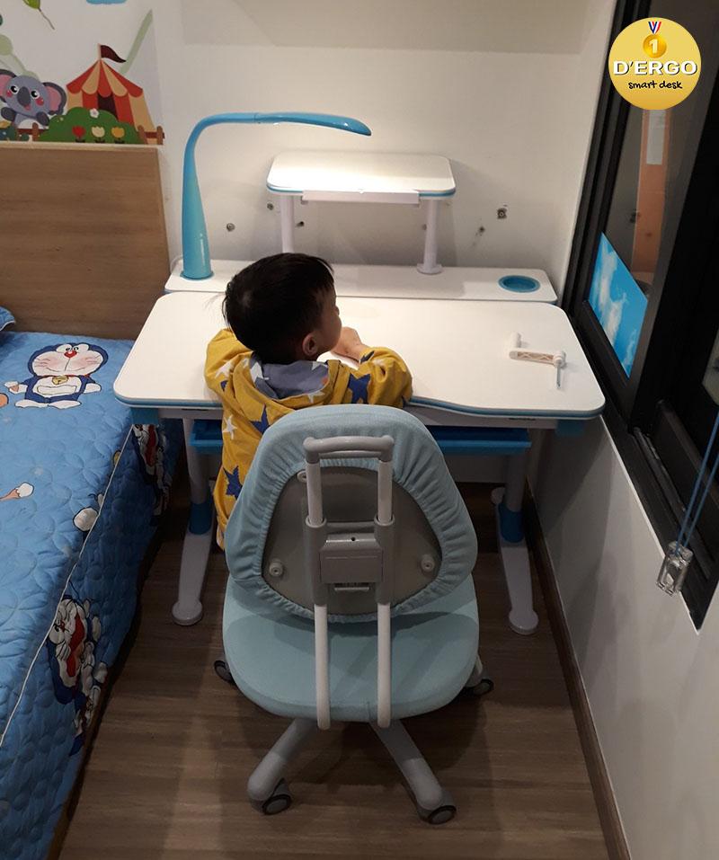 Bàn ghế học sinh gỗ tự nhiên
