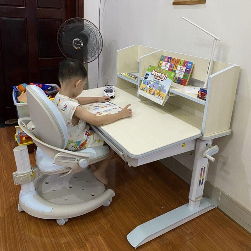 Bàn học thông minh là gì