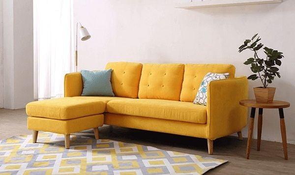 Đặt ghế sofa góc sát tường tiết kiệm diện tích