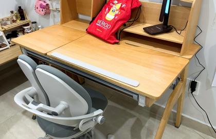 KH: La Thị My (Quảng Nam)- Bộ bàn học thông minh Hanover D21