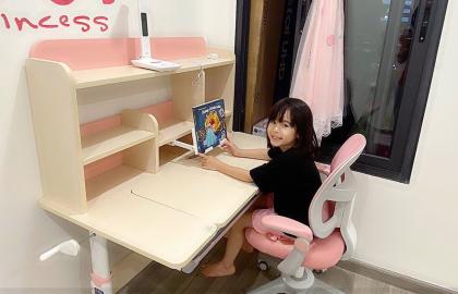 KH: Đỗ Mai Anh (Thái Bình)- Bộ bàn học thông minh D300