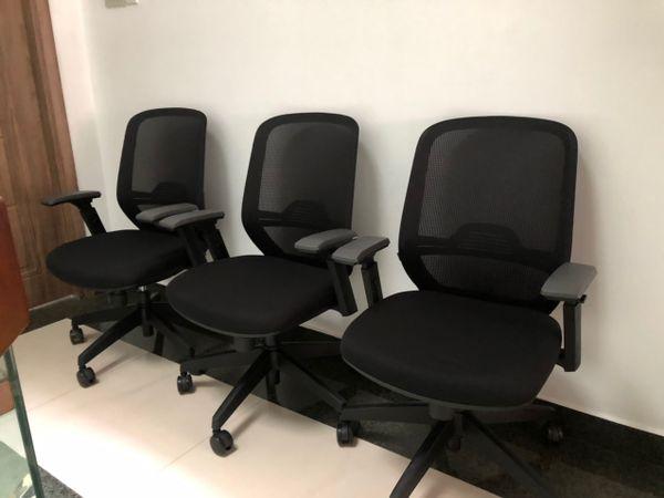 mua ghế lưới công thái học giá rẻ ở đâu