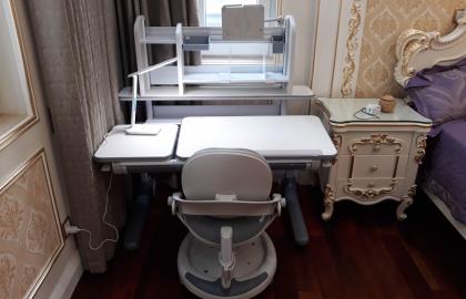 Vệ sinh, bảo dưỡng bàn học chống gù chống cận như thế nào để sử dụng lâu dài?