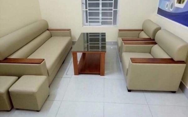Ghế sofa 2 chỗ trong văn phòng