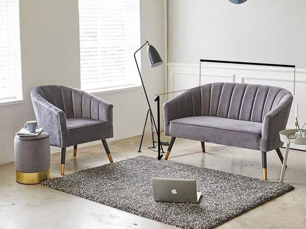 Kích thước ghế Sofa 2 chỗ mini phù hợp với những gia đình có không gian nhỏ