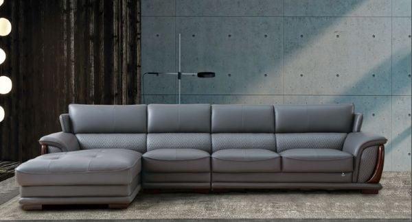 Sofa nổi bật với màu xám xanh lạ mắt