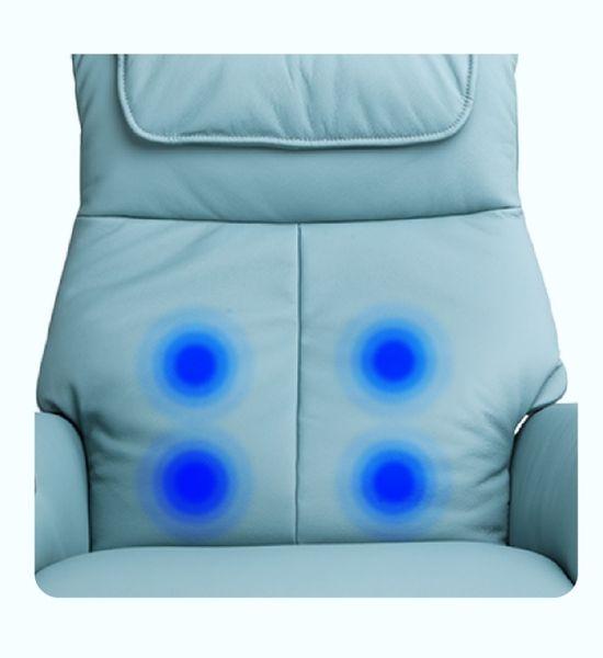 Người ngồi thoải mái thư giãn với động cơ massage và hệ thống sưởi ấm bên dưới lớp đệm ngồi êm ái