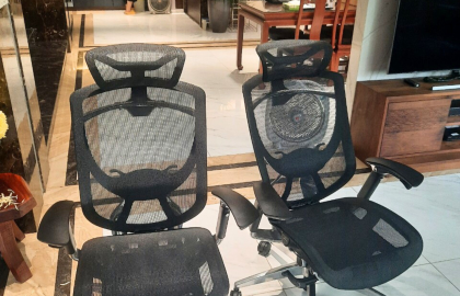 KH: Phạm Hồng Anh (Hà Nội) - Ghế công thái học GTChair IFIT