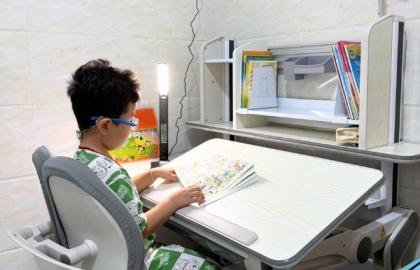 KH: Hà Phương Linh (Hà Nội)- Bộ bàn học thông minh D11 Pro
