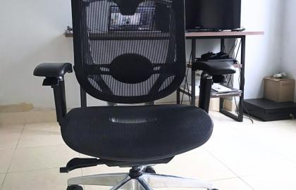 KH: Trần Văn Đạt (Hà Nội)- Ghế công thái học GTChair Marrit X