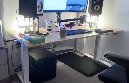 KH: Adrian Nguyễn (TP.HCM)- Bàn nâng hạ FlexiSpot E7