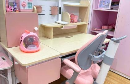 KH: Trịnh Bảo Anh (Hà Tĩnh)- Bộ bàn học thông minh iSmart P120