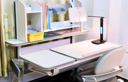 KH: Nguyễn Ngọc Anh (Hà Nội) - Bộ bàn học thông minh Hanover D11 Pro