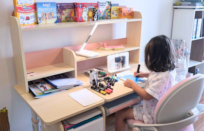 KH: Thu Hà (Ninh Bình)- Bộ bàn học thông minh iSmart Q120